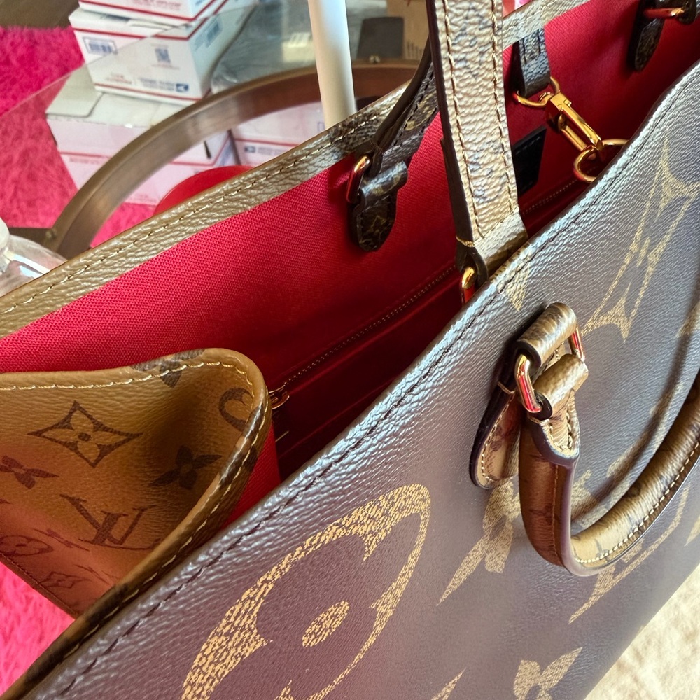 Louis Vuitton Classic Brown Monogram Tote - Picture 4 of 16